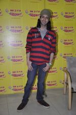 Shreyas Pardiwalla at the Promotion of Yaariyan at 98.3 FM Radio Mirchi in Mumbai on 5th Dec 2013